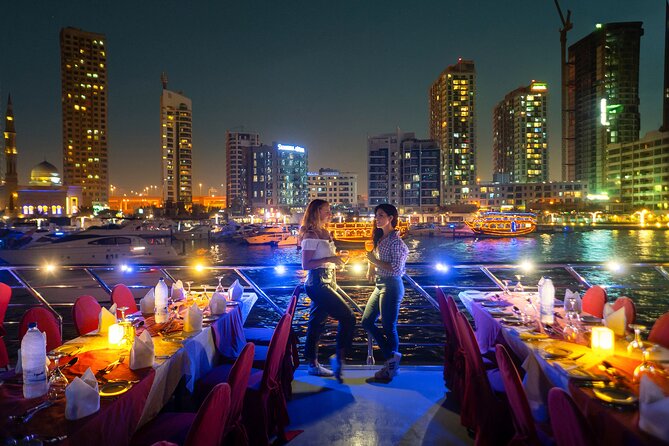 2-Days Dubai Combo City Tour with Dhow Cruise Dinner and Desert Safari - Palm Jumeirah and Atlantis