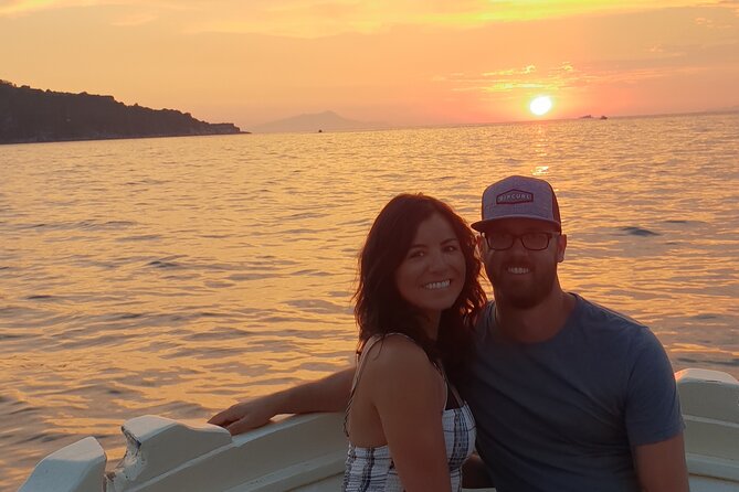 2-Hour Sorrento Coast Sunset Cruise with Dinner Experience - Dinner with Sorrento flavors on board
