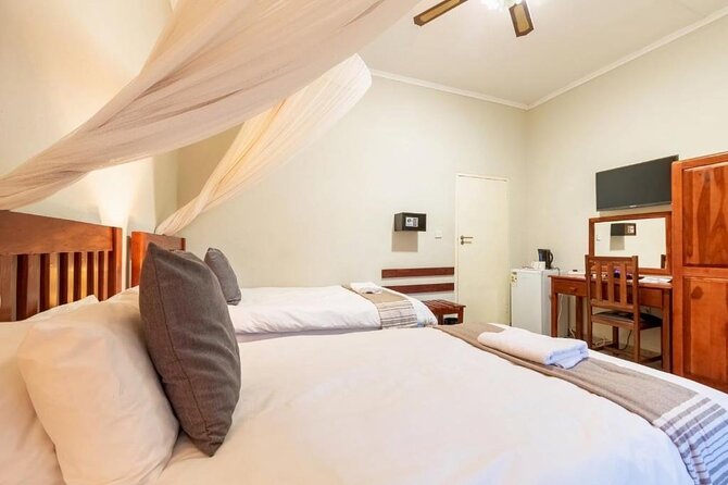 3-Day Victoria Falls Safari with Dinner Cruise - What the $850 price really covers