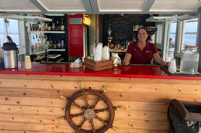 3 Hour Indian River Queen Cruise with Dinner - How the three decks affect your evening