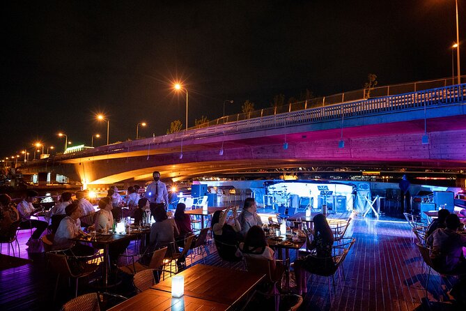 5 Star Luxury Bangkok Dinner Cruise On Wonderful Pearl Cruise - Wat Arun after dark