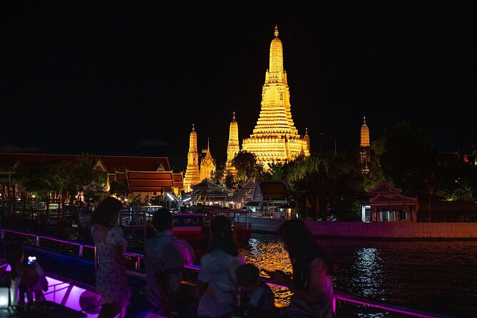 5 Star Luxury Bangkok Dinner Cruise On Wonderful Pearl Cruise - The buffet: useful, varied, and not fine dining