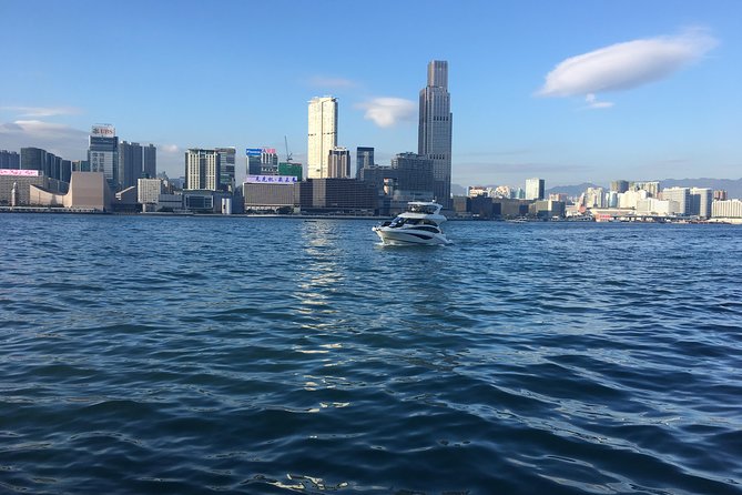 Afternoon City Coach Tour Plus Dinner Cruise with Hotel Pickup in Hong Kong Island - What $136.98 buys you over 10 hours