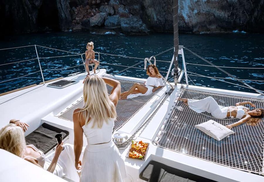 Agios Nikolaos: Spinalonga PM Catamaran Cruise with Dinner - The Sunset Sail Back to the Marina