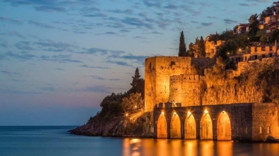 Alanya: Sunset Cruise with Dinner - Should you book the Alanya sunset cruise?