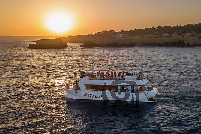 Albufeira: 6-Hour Sunset Dinner Catamaran Cruise with Open Bar - My verdict on the beach dinner cruise
