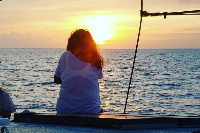All Inclusive Sunset Dinner Cruise in Nassau Bahamas - Dinner is casual BBQ, not fine dining