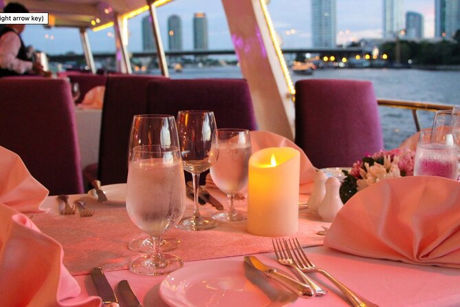 Amazing Chaophraya Dinner Cruise Experience - Live music, saxophone, and dancing