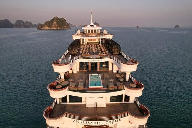Ambassador Dinner Cruise with Live Music, Firework and Luxe - Dinner from 6:30 to 7:45 pm