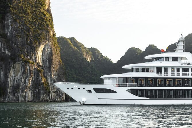 Ambassador Dinner Cruise with Live Music, Firework and Luxe - Who will enjoy this evening most
