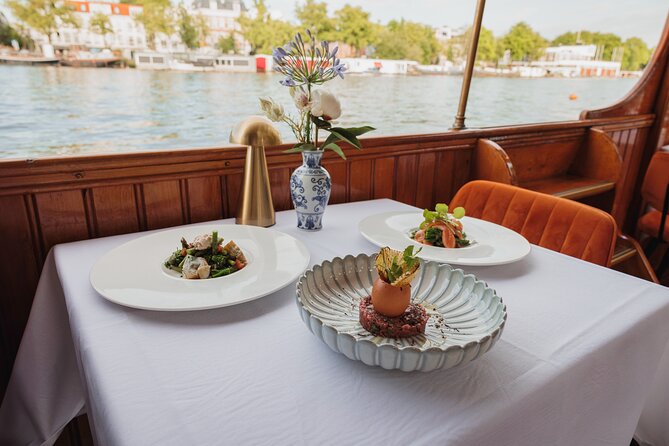 Amsterdam: Exclusive Dinner Canal Cruise - Magere Brug and the changing Amsterdam skyline
