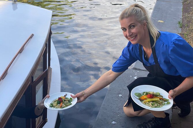 Amsterdam Private Dinner Cruise incl Drinks & 2-course Dinner 2hr - The captain can shape the whole evening
