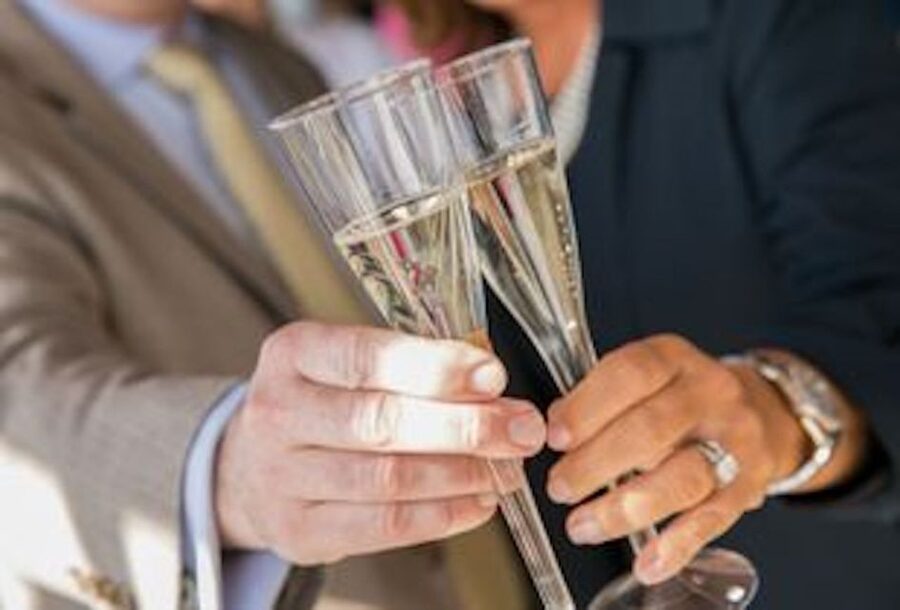 Baltimore: Christmas Day Gourmet Brunch or Dinner Cruise - Choosing between brunch and dinner