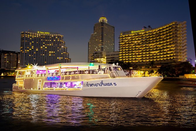 Bangkok: 2-Hour Dinner Cruise on the Chao Phraya Princess - Music, dancing, and the mood onboard