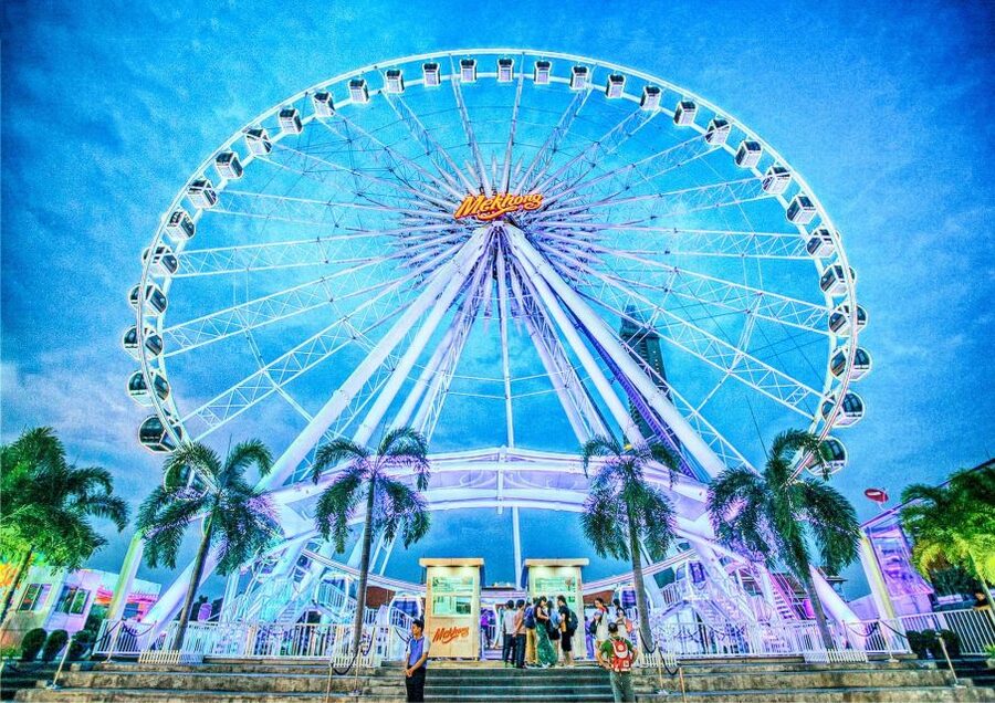 Bangkok: Calypso Cabaret & Dinner Cruise with Hotel Transfer - A two-part Bangkok night at Asiatique