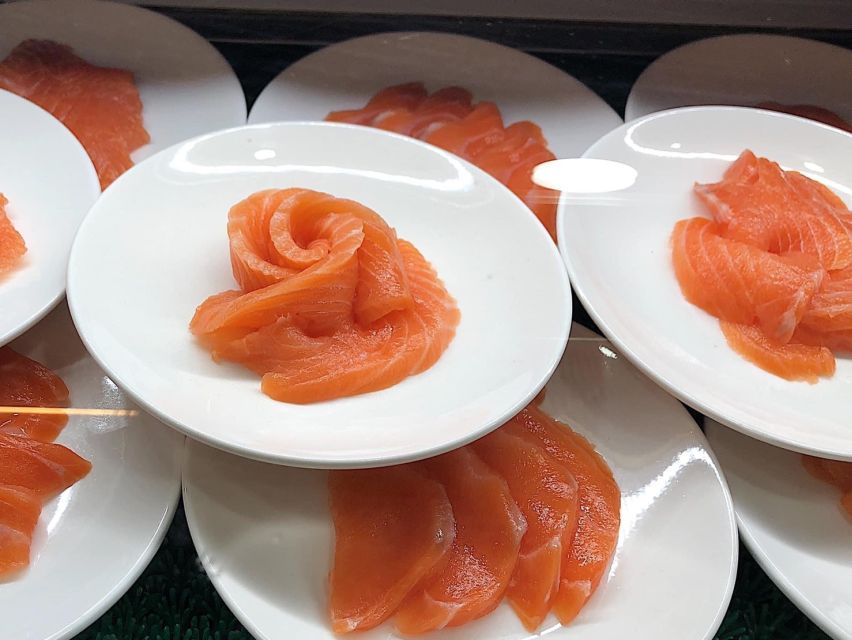 Bangkok: Chao Phraya River Buffet Dinner Cruise - Is $35 good value for two hours?
