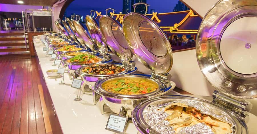 Bangkok: Grand Pearl Dinner Cruise with Hotel Transfer - Key points to know before you book
