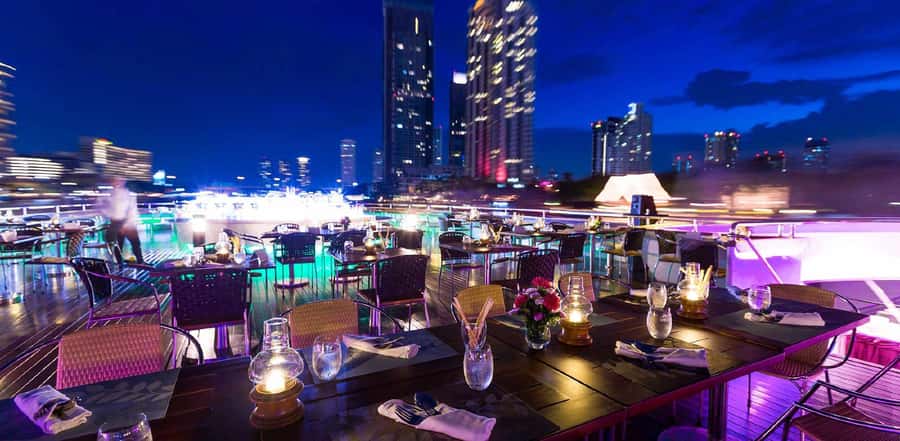 Bangkok: Grand Pearl Dinner Cruise with Hotel Transfer - From Wat Arun to the Grand Palace