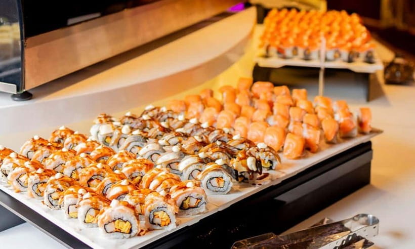 Bangkok: Luxury Dinner Cruise on Chao Phraya River - Key points at a glance