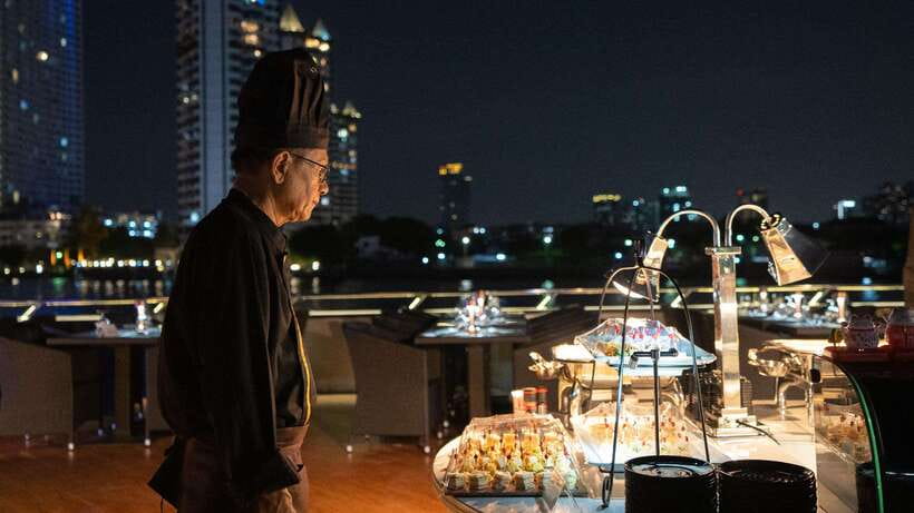 Bangkok: Opulence Luxury Dinner Cruise with Hotel Transfer - The 5:30pm hotel pickup and ICONSIAM departure