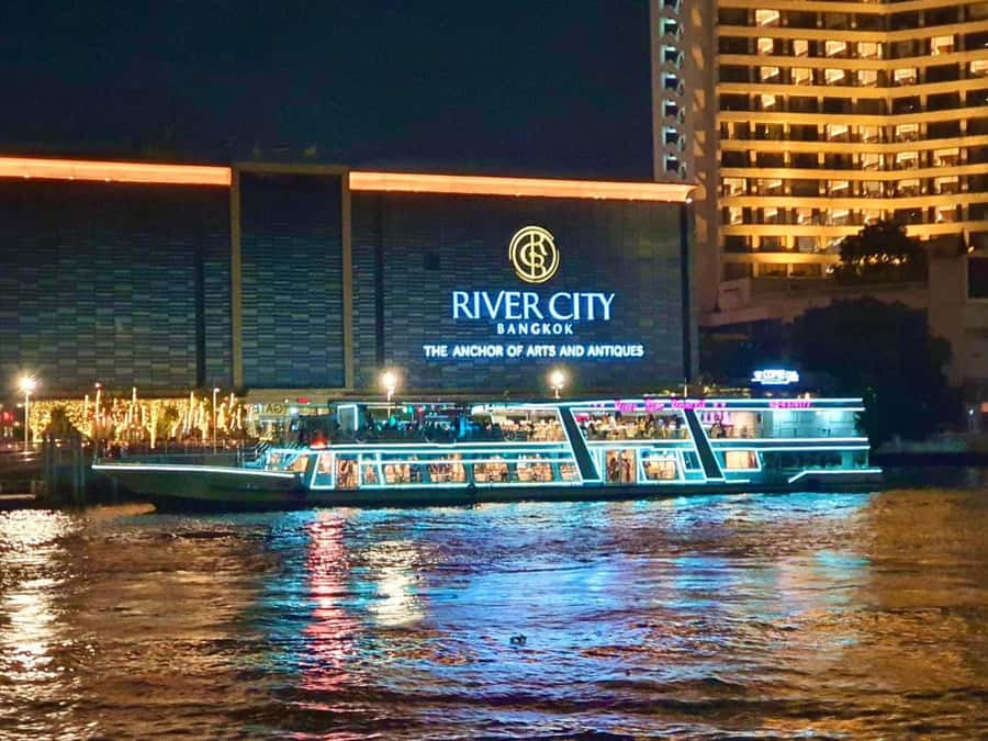 Bangkok: River Star Princess Chao Phraya Dinner Cruise - Why the Chao Phraya makes a good dinner setting