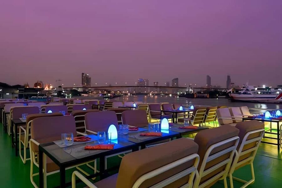 Bangkok: Royal Princess Cruise with Buffet Dinner & Show - Who will enjoy this cruise most?