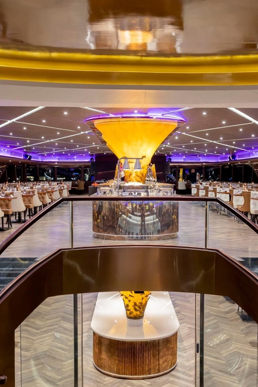 Bangkok: The Opulence Buffet Dinner Cruise with Live Band - Wat Arun and the first river views