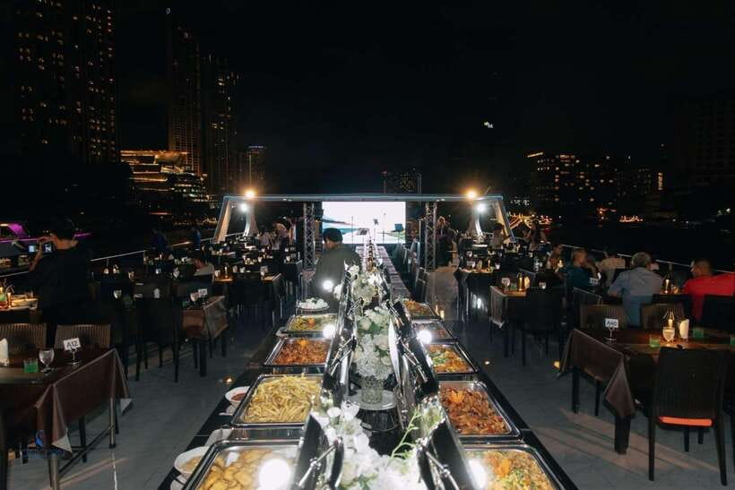 Bangkok: Unicorn Chao Phraya River Dinner Cruise - Practical timing for a smoother evening
