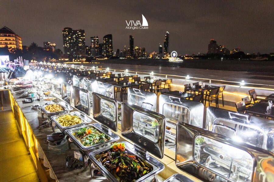 Bangkok: Viva Alangka Chao Phraya Dinner Cruise - A Bangkok evening framed by the Chao Phraya