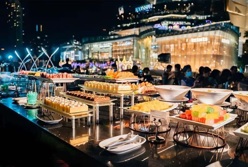 Bangkok: White Orchid Chao Phraya Dinner Cruise free Beer - Why the Chao Phraya is the star of the evening