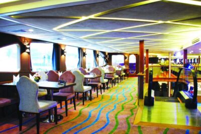 Wonderful Pearl Dinner Cruise at River City Pier