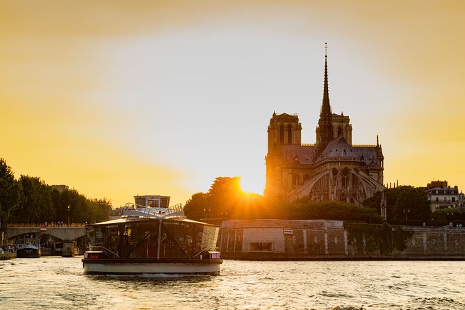 Bateaux Mouches Special Marriage Proposal Dinner Cruise in Paris - The Louvre beside the Seine