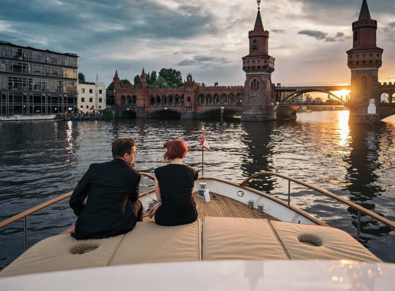 Berlin: Evening Yacht Cruise with Aperitif & Dinner Upgrade - Practical Details Before You Go