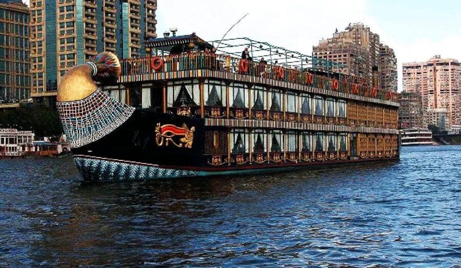Book online Dinner cruise in Cairo 5 Stars Luxury - Who will enjoy this Cairo dinner cruise?