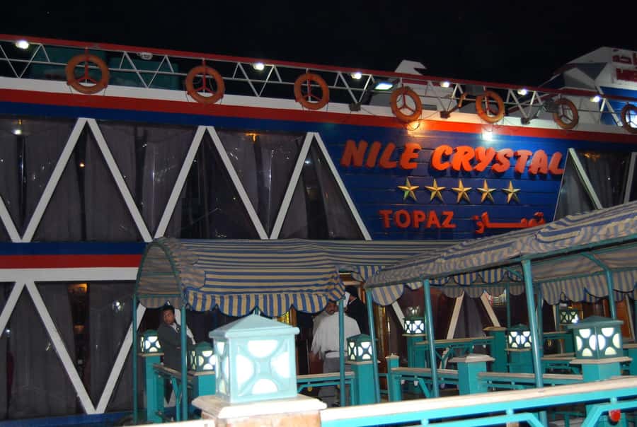 Book online Dinner cruise in Cairo 5 Stars Luxury - Boarding downtown for a two-hour Nile view