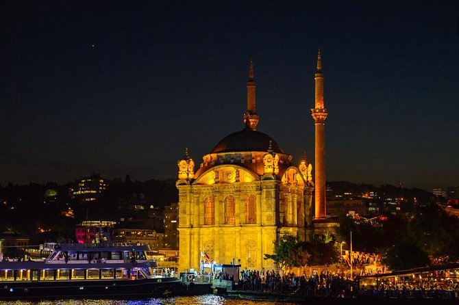 Bosphorus Dinner Cruise & Entertaintment & Private Table & Wi-Fi - Rumeli Fortress and the narrowest waterway