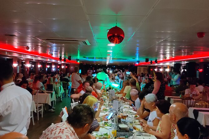Bosphorus Dinner Cruise Tour with Private Table - What happens from 7:00 pm to midnight