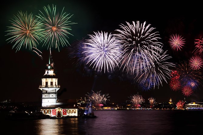 Bosphorus Dinner Cruise with Folk Dance and Live Performances - Should you book it?