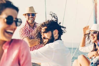 Bosphorus Evening Cruise: Dinner, Live Shows & Private Table