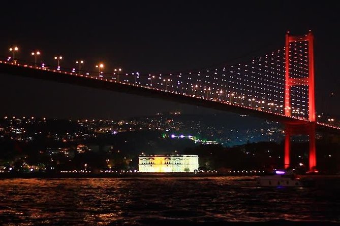 Bosphorus Night Cruise with Dinner, Shows and Party - Group size and the feel onboard