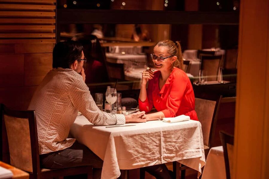 Budapest: 2-Course Dinner for 2 on a Boat Restaurant - Dessert closes with Dobos cake or tiramisu