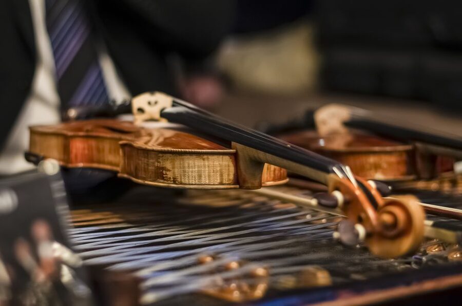 Budapest: 4-Course Dinner River Cruise with Live Folk Music - Is $86 a fair price?