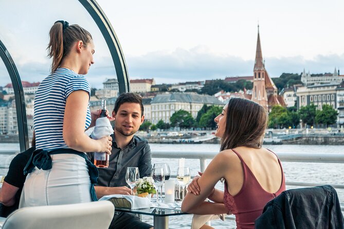 Budapest Danube River Candlelit Dinner Cruise with Live Music - Who should book this evening?
