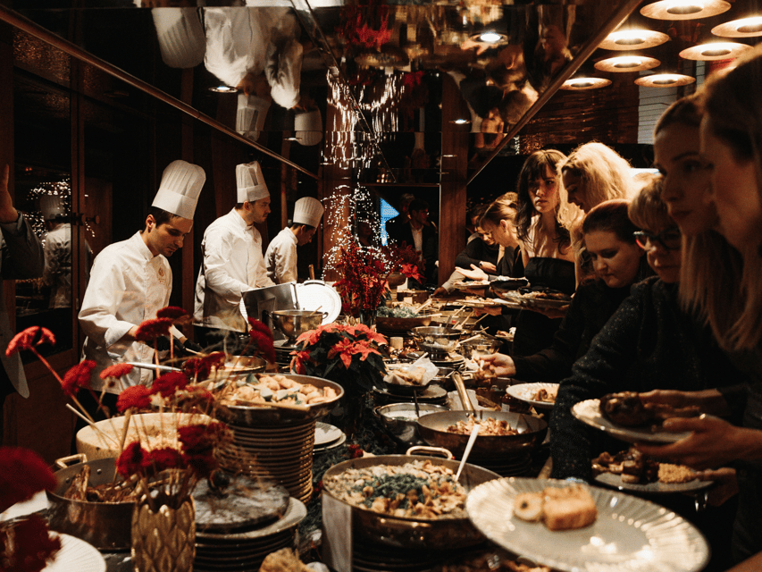 Budapest: Dinner Cruise with Live Music & Unlimited Drinks - Unlimited drinks and attentive table service