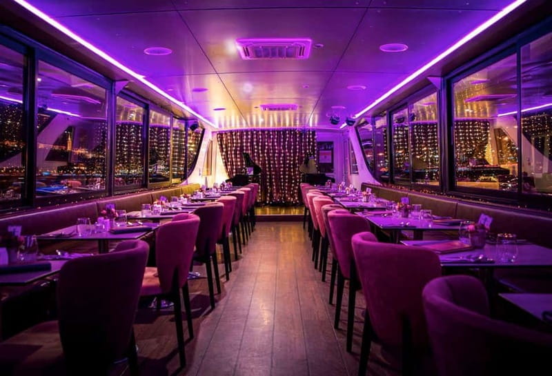 Budapest: Evening Cruise with 4-Course Dinner - A sunset start at Petőfi Square