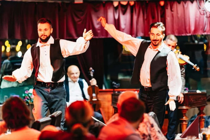 Budapest: Prosecco Dinner Cruise with Live Music - Is $107 a fair price?