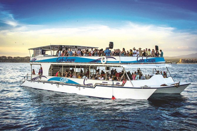 Cabo San Lucas Sunset Dinner Cruise with Open Bar - Fajitas, buffet sides, and realistic dinner expectations
