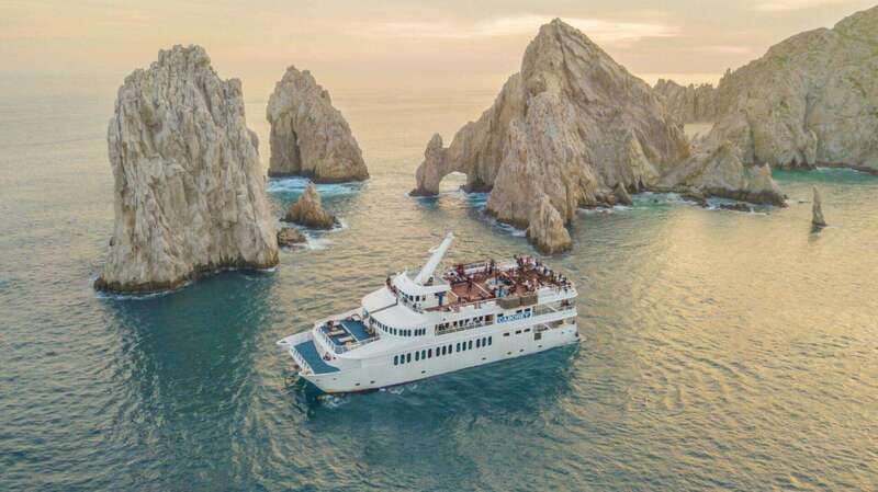Cabo San Lucas: Sunset Premier Dinner & Show Cruise - Key points to know before booking