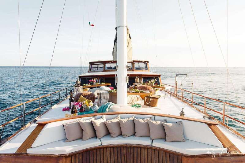 Cabo San Lucas: Sunset Yacht Cruise w/Chef Dinner & Open Bar - Practical details that affect your evening