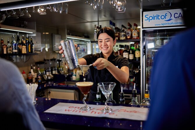 Cairns Catamaran Harbour and Dinner Cruise - A buffet built around seafood and local produce
